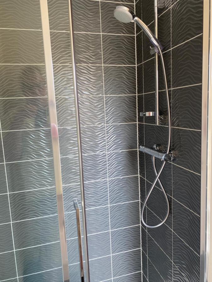 Wellington View One En Suite Shower And Super King Bed Eksteriør bilde